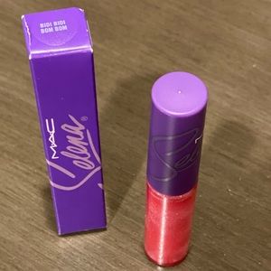MAC Selena Bidi Bidi Bom Bom Lipglass - Brand New